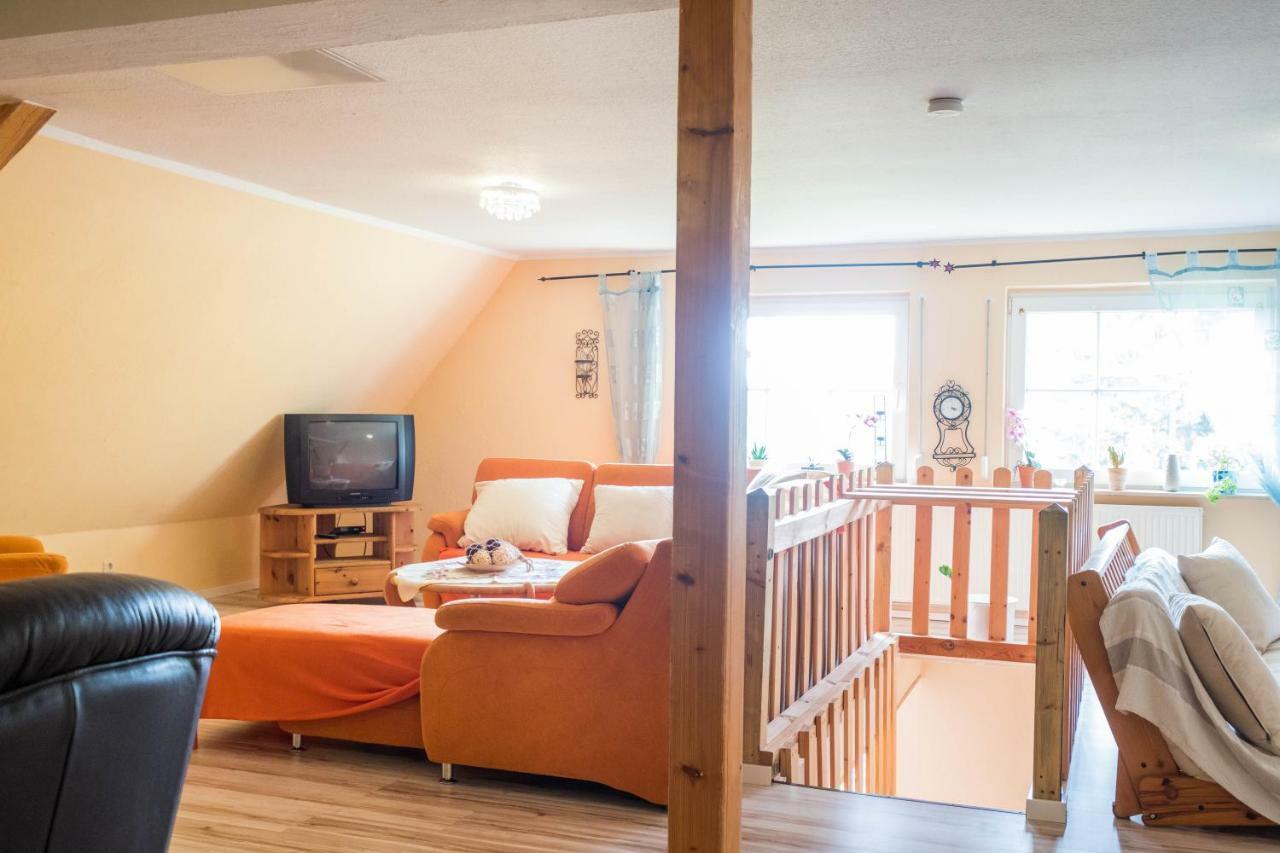 Ferienhaus Hospodarz Schimm Ngoại thất bức ảnh