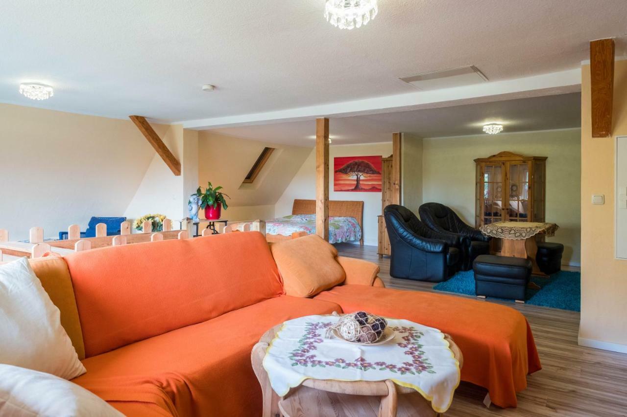 Ferienhaus Hospodarz Schimm Ngoại thất bức ảnh